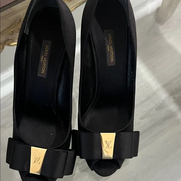 Louis Vuitton Black Heels with Gold Accent - Picture 3 of 6